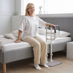Sponda letto universale autoportante con maniglione girevole per anziani compatibile con letti elettrici motorizzati